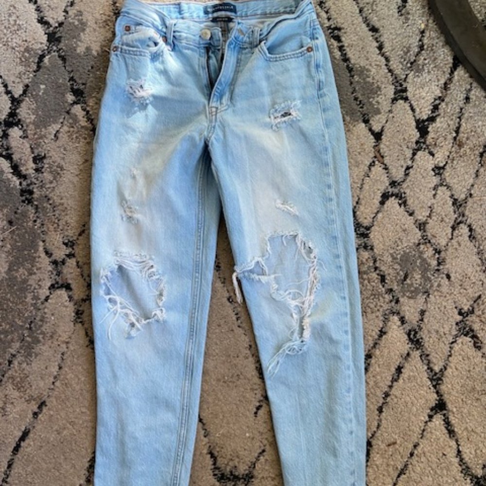 Aeropostale Girl Jeans (Mom Jean Brand) Size 2